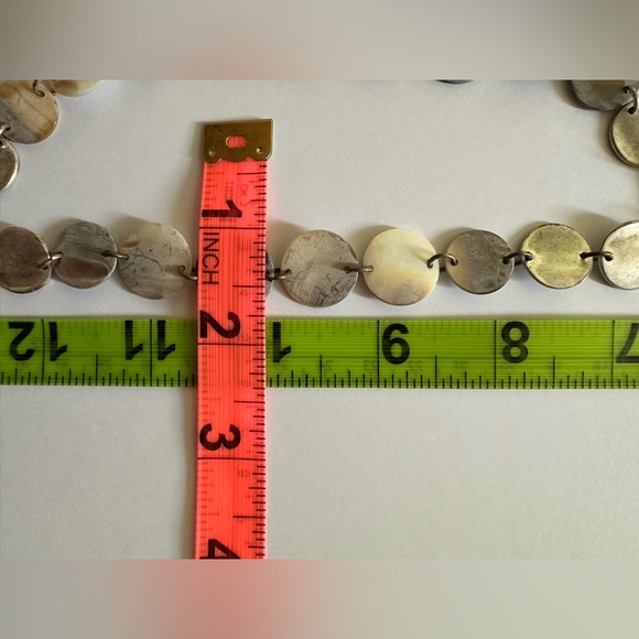 Vintage Kenneth Cole Gray Mother of Pearl Shell Necklace - Picture 8 of 13